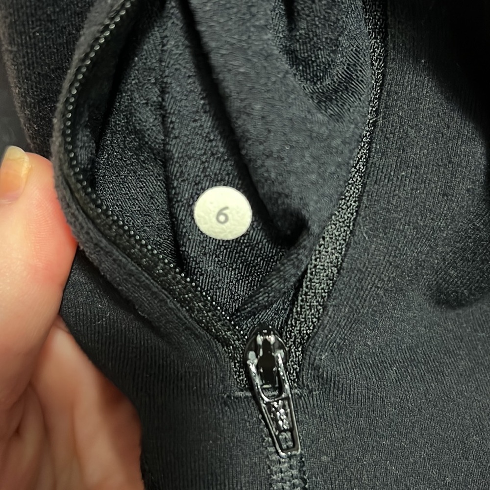 Lululemon Black Define Jacket - Picture 4 of 8